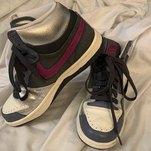 Nike court force mids